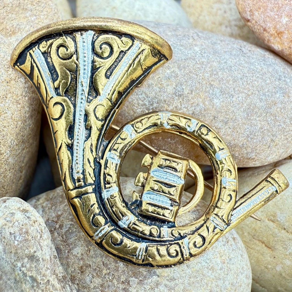 Vintage Damascene French Horn Brooch Spain Signd Brass Enamel Musical Instrument